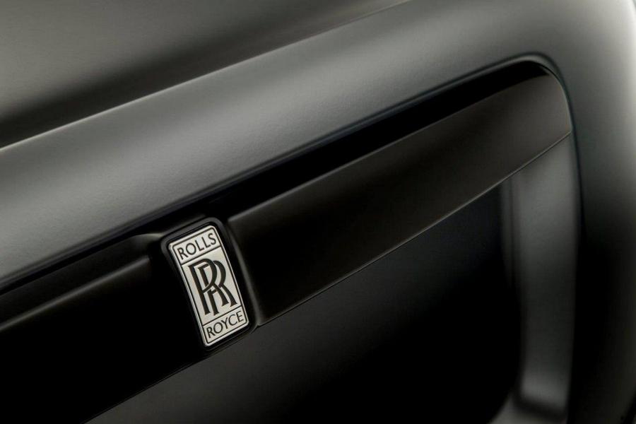  Rolls-Royce Wraith Carbon Fiber 2015 года  (фото 11 из 20)